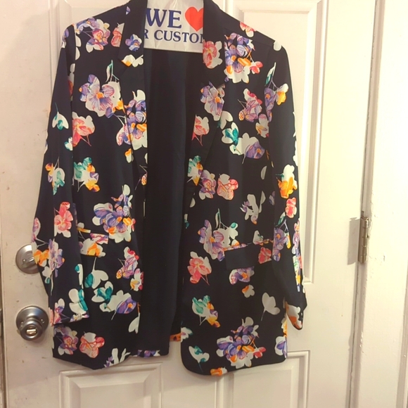 Floral Print Blazer - Picture 1 of 2